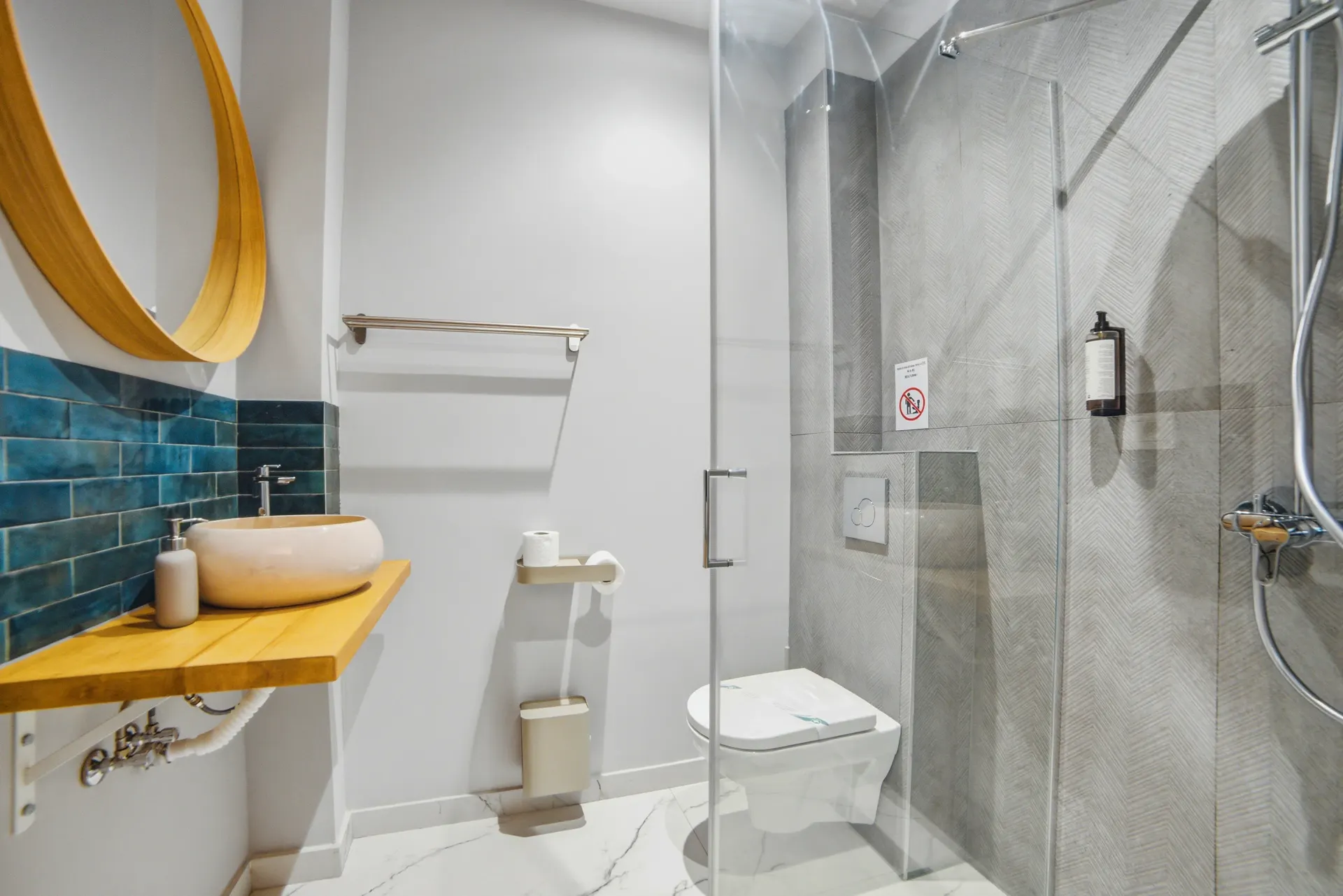 Cameră Dublă Deluxe cu Balcon - 4